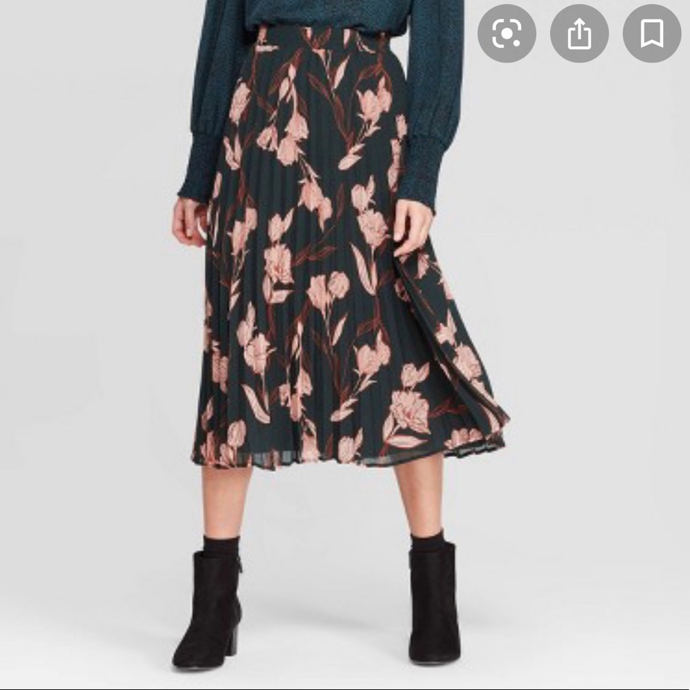 Floral Pleated Maxi Skirt
